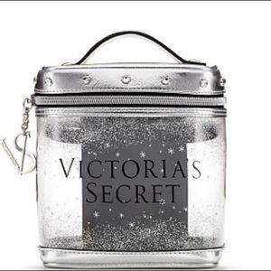 Victoria’s Secret train case